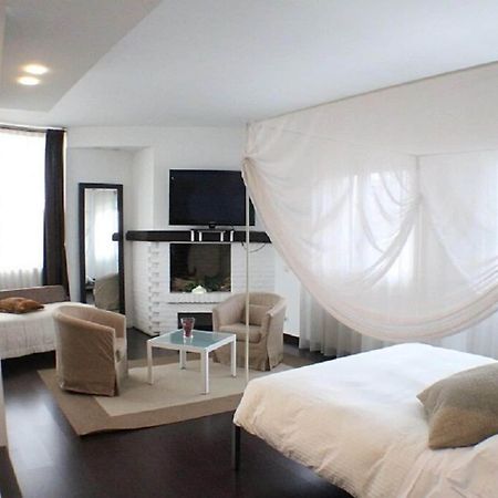 Hotel Angi Fossò Екстериор снимка