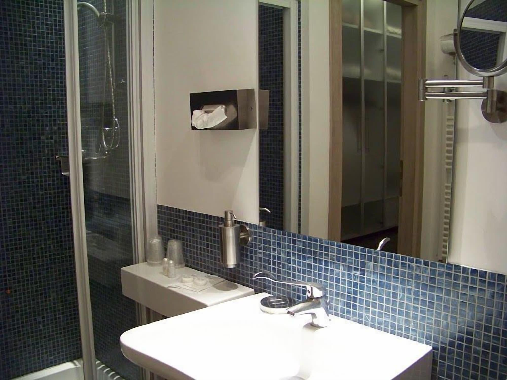 Hotel Angi Fossò Екстериор снимка